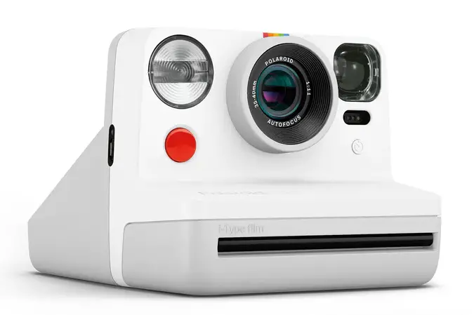 Polaroid Now does not take SD cards